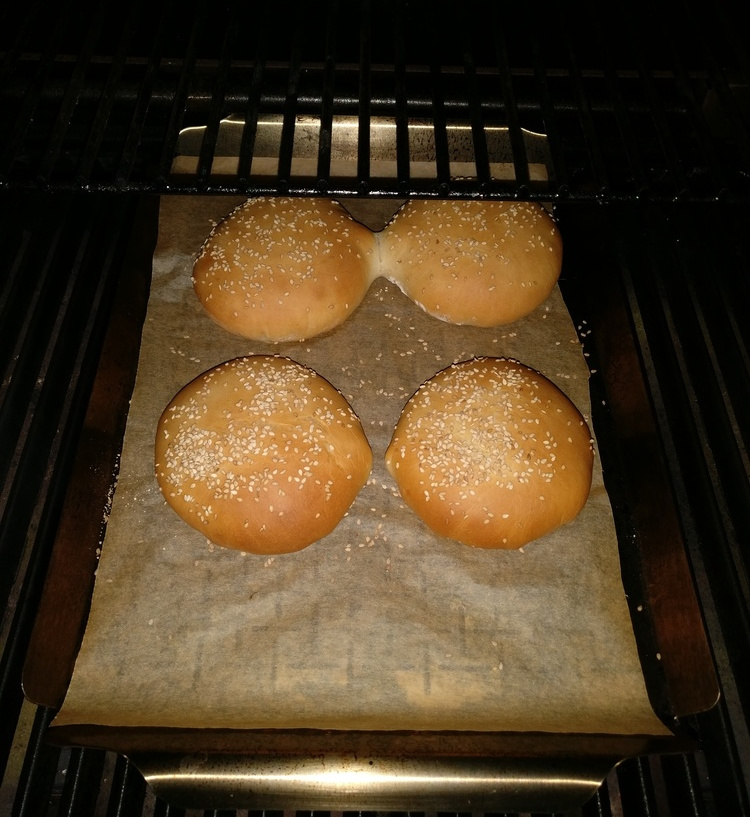 Dinkel Hamburger Brötchen - arne-grillt.de | Leckere Kost vom Rost