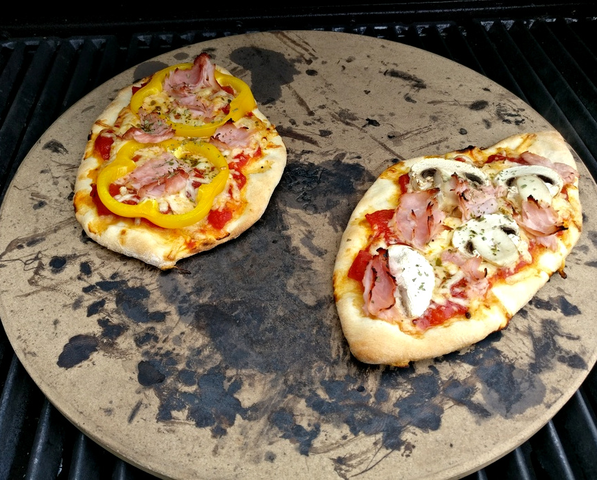 Mini Dinkel-Pizza - arne-grillt.de | Leckere Kost vom Rost