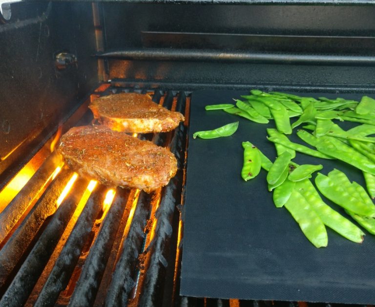 Lummersteak mit Kaiserschoten und Feldsalat - arne-grillt.de | Leckere ... Lummersteak mit Kaiserschoten und Feldsalat - arne-grillt.de | Leckere ...