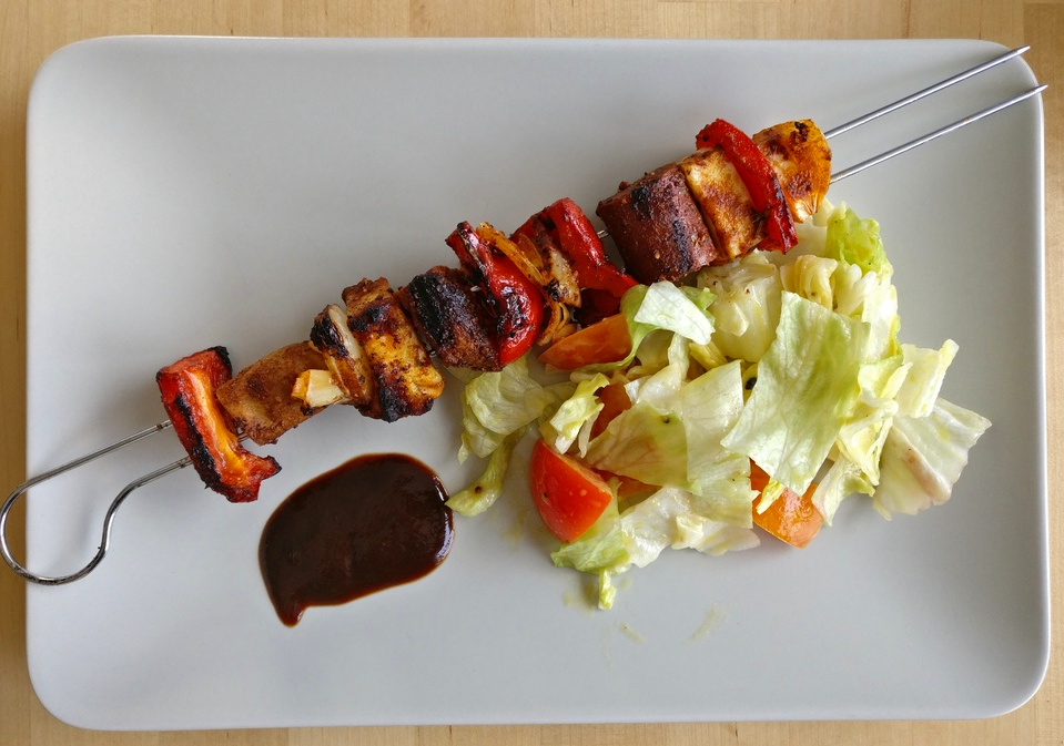 Vegetarische Seitan-Grillspieße - arne-grillt.de | Leckere Kost vom Rost