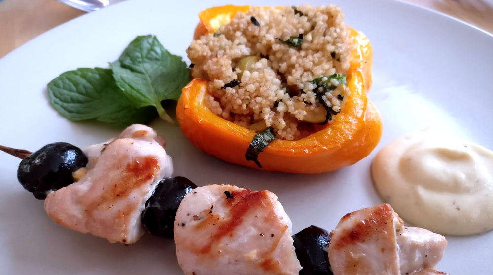 Zitronen-Oliven-Hähnchenspieße mit marokkanischer Paprika - arne-grillt ...